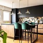 Chic Flat With Terrasse