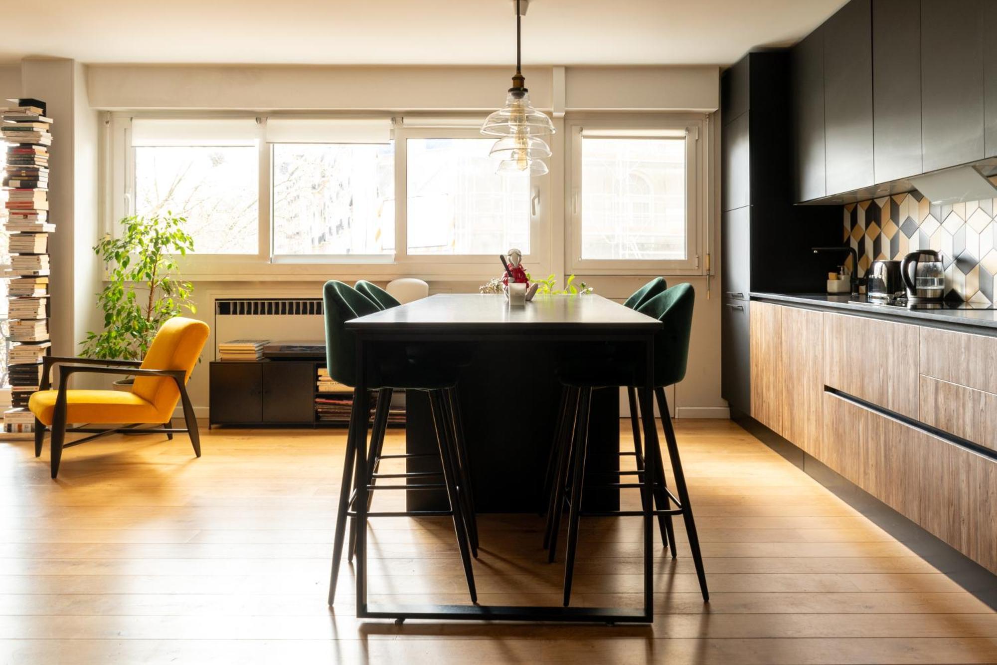 Appartement Chic Flat With Terrasse Parijs